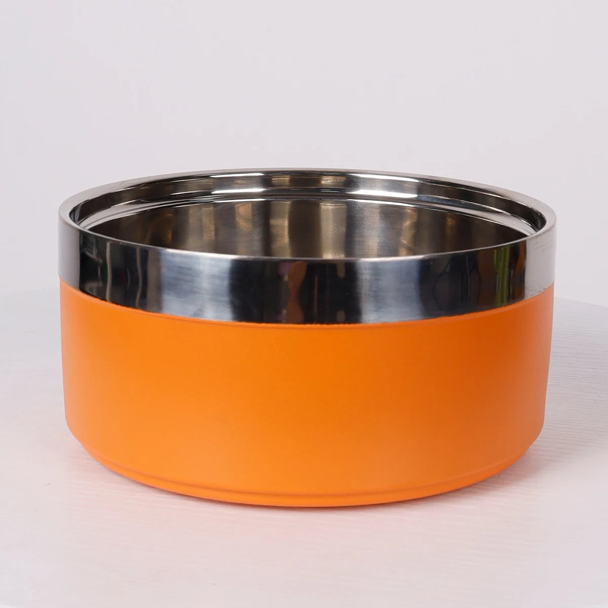 A circular stainless steel fashionable plain color anti slip pet cat bowl and dog bowl for indoor and outdoor use